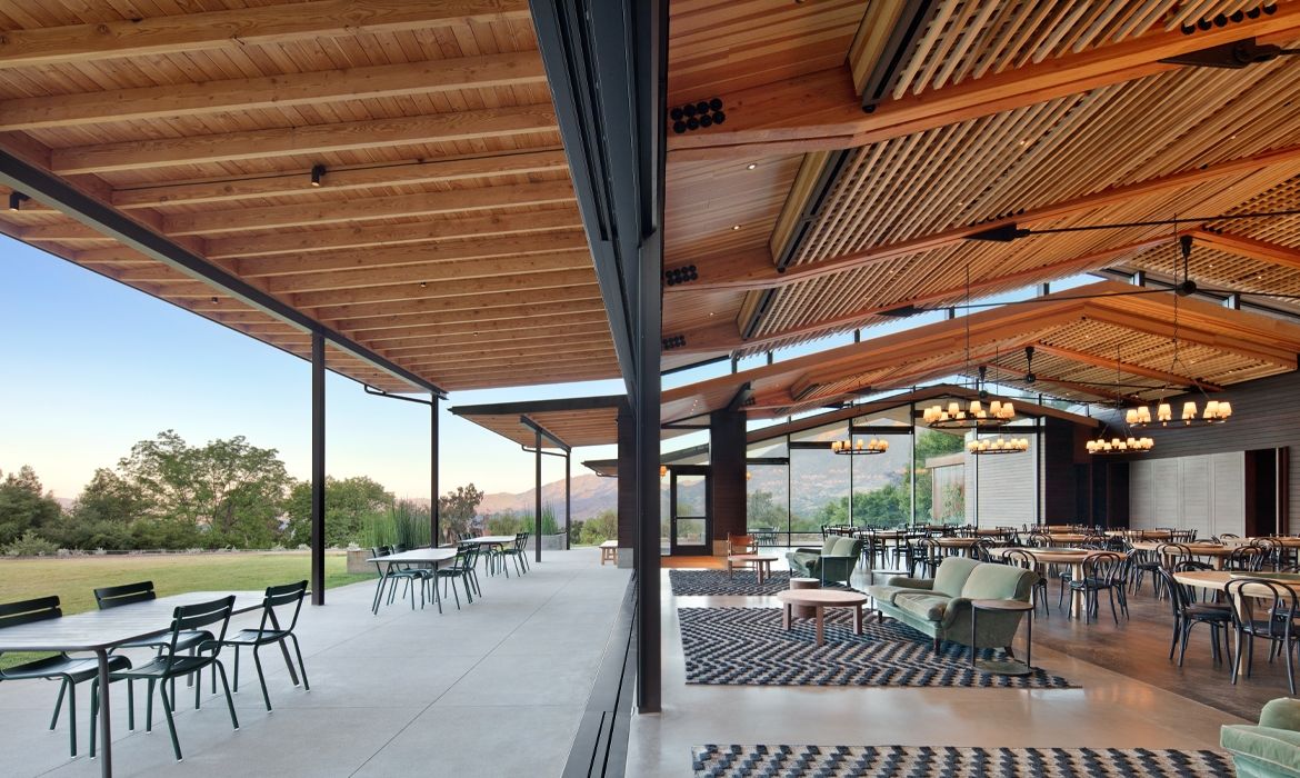 thacher-dining-3_33f283e61c6b92f5e07553e8c98f545a.jpg